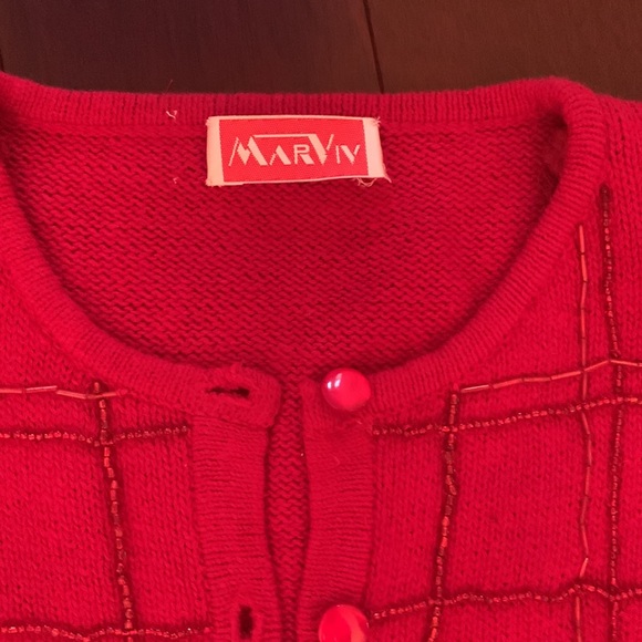 Red cardigan - Picture 2 of 2